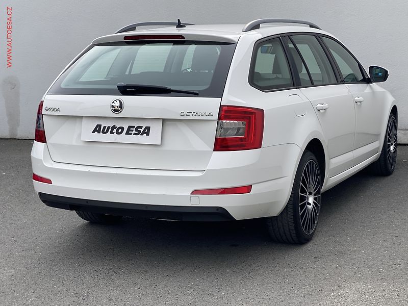 Škoda Octavia (2013) 1.4 TSi, Elegance, DSG - fotka 4 z 19
