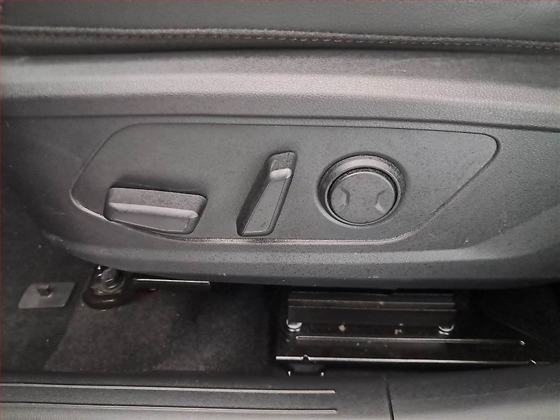 Hyundai Tucson (2021) 1.6 T-GDI 48V MHEV - fotka 21 z 23