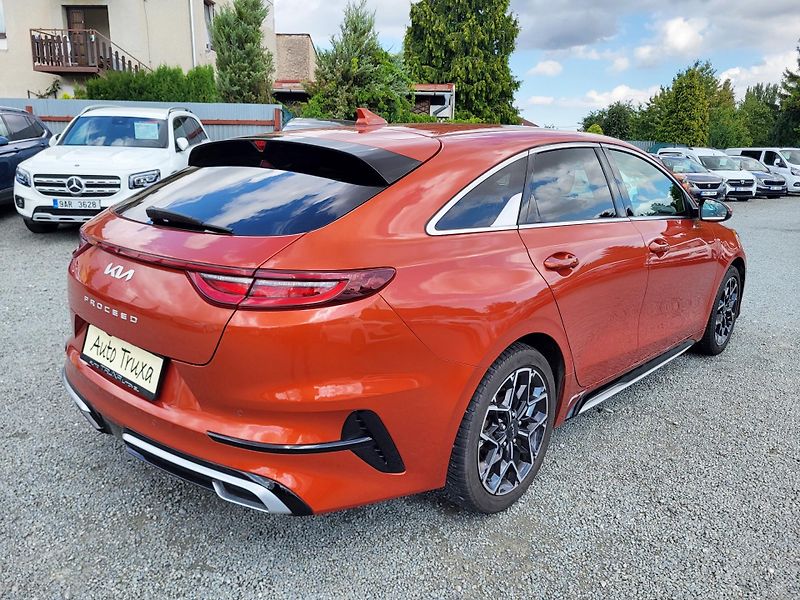 Kia ProCeed 1.5 T-GDI 118kW GT LINE *ČR - fotka 4 z 46