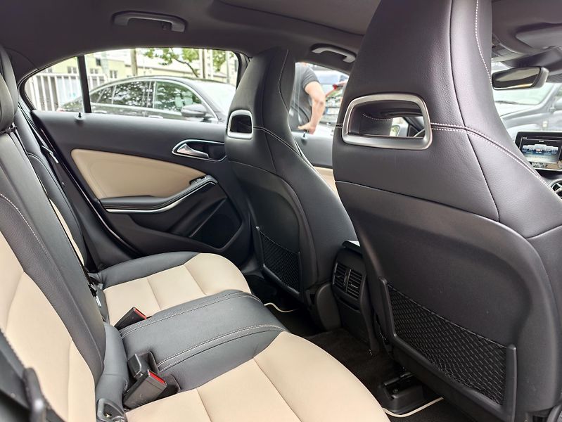 Mercedes-Benz Třídy A A220cdi 4Matic, CZ, 1.maj - fotka 14 z 31