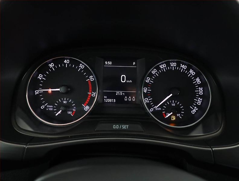 Škoda Fabia (2017) Ambition 1.2 TSI, Automat - fotka 8 z 14