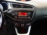 Kia Ceed (2016) 1.4 CVVT, Tempomat - náhled 12