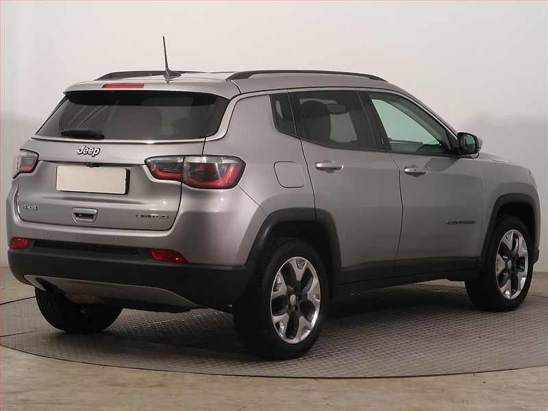 Jeep Compass (2020) 2.0 MultiJet, 4X4, Serv.kniha - fotka 5 z 16