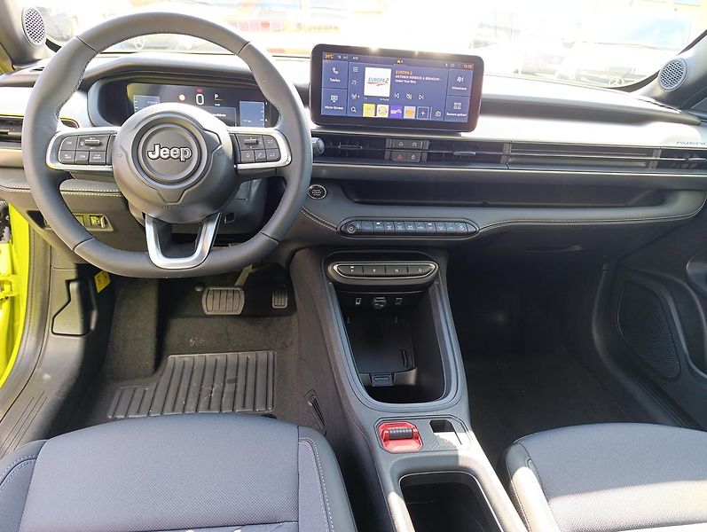 Jeep Avenger (2026) Altitude 1.2 Tur. e-Hybrid aut - fotka 16 z 29