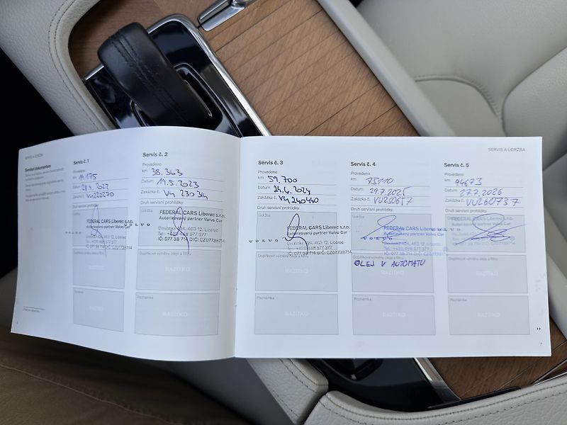 Volvo S90 B5 AWD (nafta) // tažné zaříz. - fotka 38 z 38