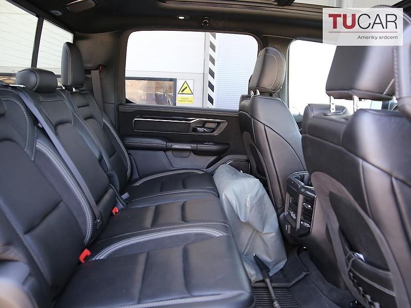 Dodge RAM (2021) TRX 6.2 V8  - fotka 33 z 39