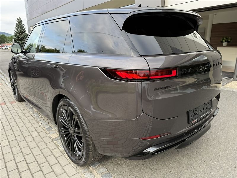 Land Rover Range Rover Sport (2026) 3,0 DYNAMIC SE D250 - fotka 8 z 24