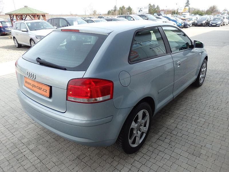 Audi A3 1.6i ZÁLOHOVÁNO - fotka 4 z 14