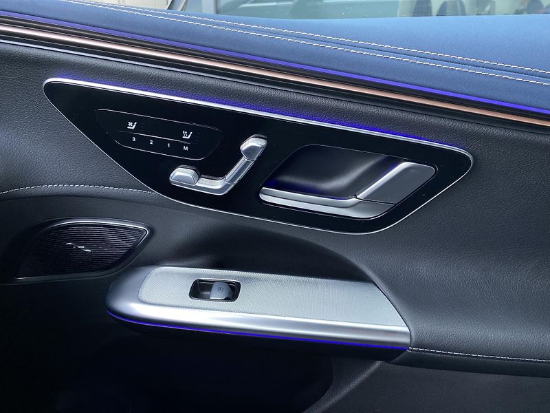 Mercedes-Benz EQE EQE 350 4M SUV Electric Art - fotka 18 z 29