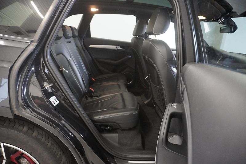 Audi SQ5 3.0 TDi QUATTRO AUTOMAT - fotka 31 z 39