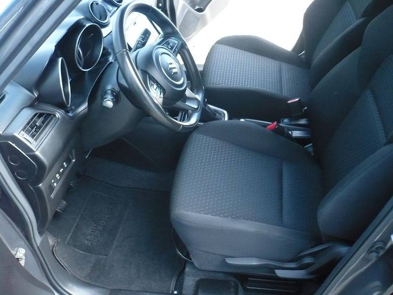 Suzuki Swift 1.2i 61Kw Klima - fotka 14 z 26