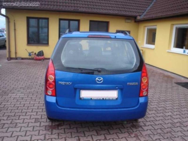 Podoba Mazdy 3 MPS je zatím tajemstvím (na fotce civilní Mazda 3)