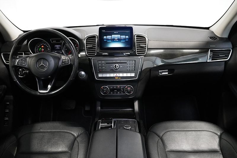 Mercedes-Benz GLS 350dAMG,ČR,NZ.TOP,TAŽNÉ,VZDUCH - fotka 25 z 35