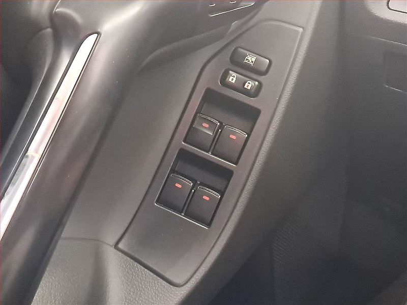 Toyota Verso (2013) 1.8 Valvematic, Automat - fotka 15 z 17