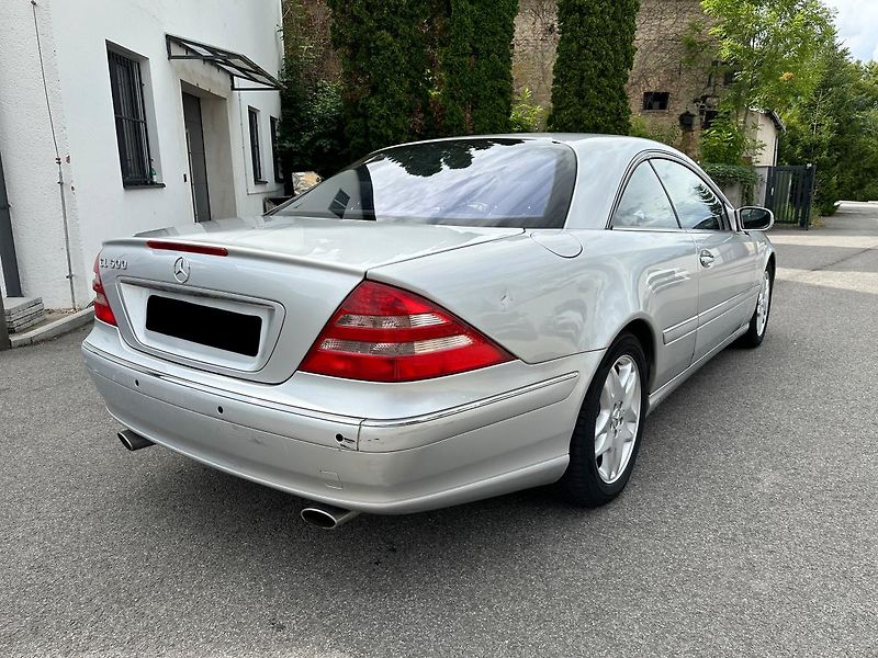 Mercedes-Benz CL 500 - fotka 3 z 17