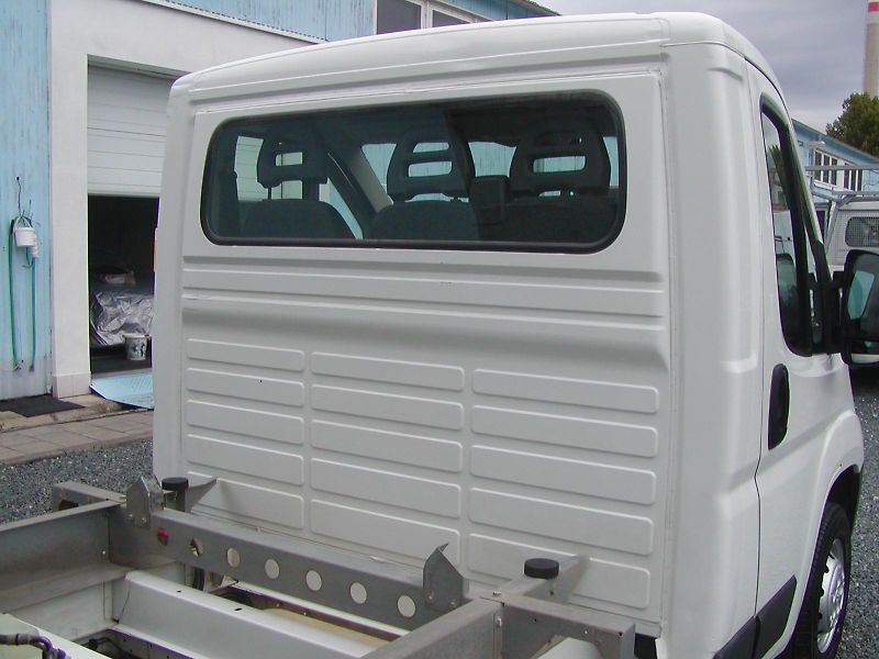 Peugeot Boxer (2015) 2.2 HDi,SKLOPKA, VÝB.STAV!! - fotka 43 z 74