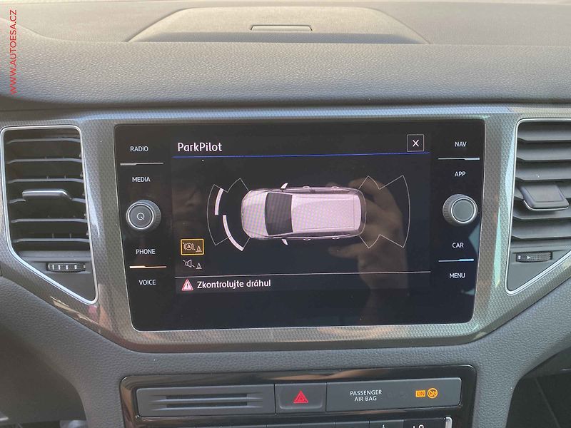 Volkswagen Golf Sportsvan (2018) 1.5 TSi, Join, navi, TZ - fotka 17 z 17