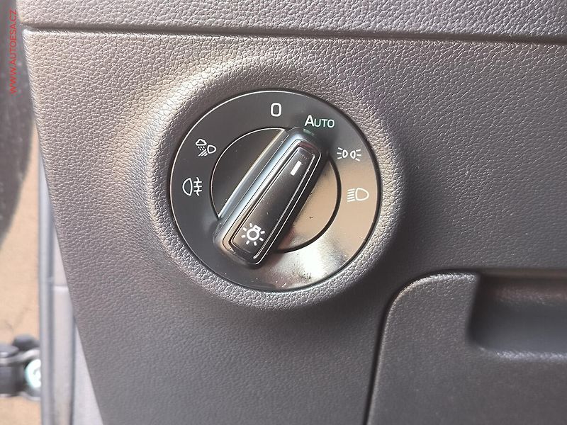 Škoda Karoq (2023) 1.5 TSI, 1.maj,ČR, SportLine - fotka 24 z 27