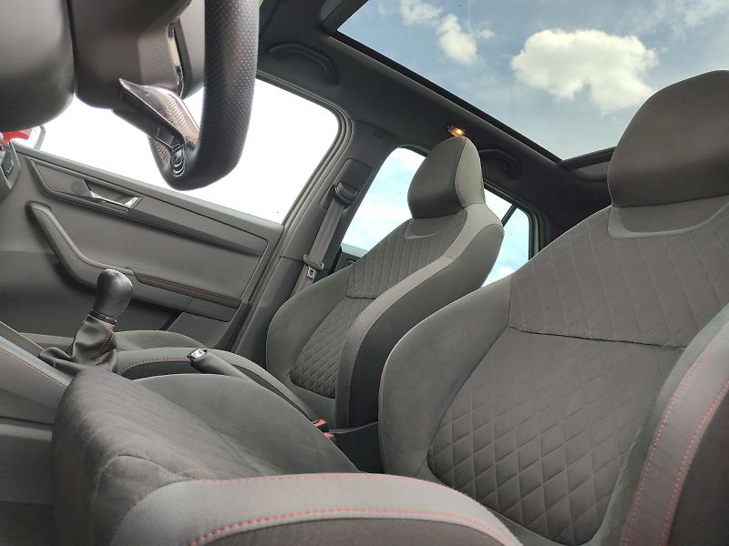 Škoda Fabia (2021) Monte Carlo 1,0 Tsi 81 Kw - fotka 23 z 35