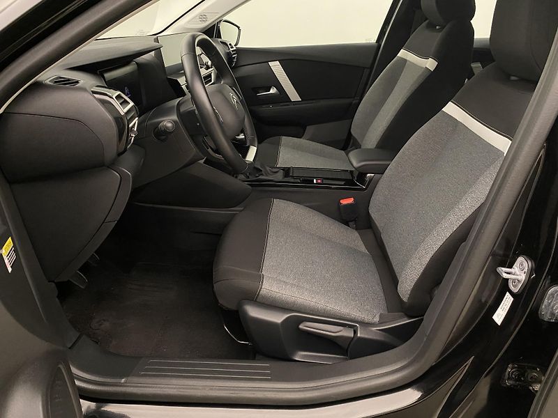 Citroën C4 1.2 PURETECH 74kW CZ - fotka 3 z 39