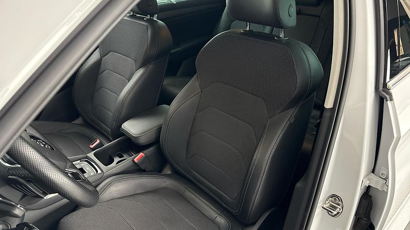 Škoda Kodiaq 2.0 TSI DSG 4x4 Style - fotka 15 z 29