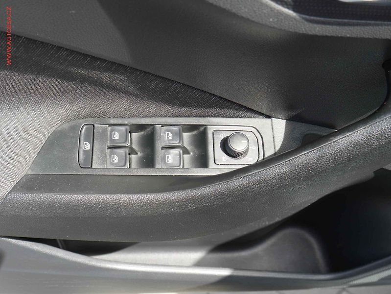 Škoda Scala (2019) 1.5TSi, 1.maj,ČR, AT - fotka 11 z 21