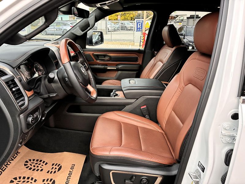 Dodge RAM 1500 LONGHORN 5.7 V8 HEMI eTOR - fotka 11 z 53