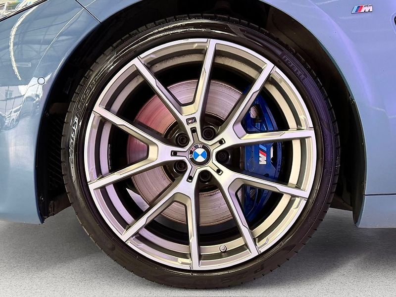 BMW M8 M850 xDrive M-SPORT, H&K, HUD, - fotka 9 z 36