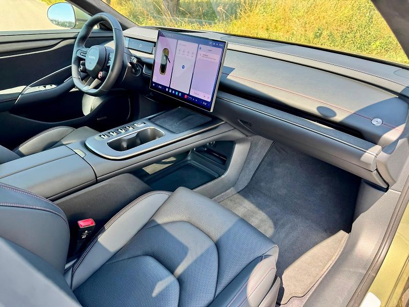Ostatní (2025) Xiaomi SU7 MAX, 495kW AWD, 101 - fotka 12 z 20