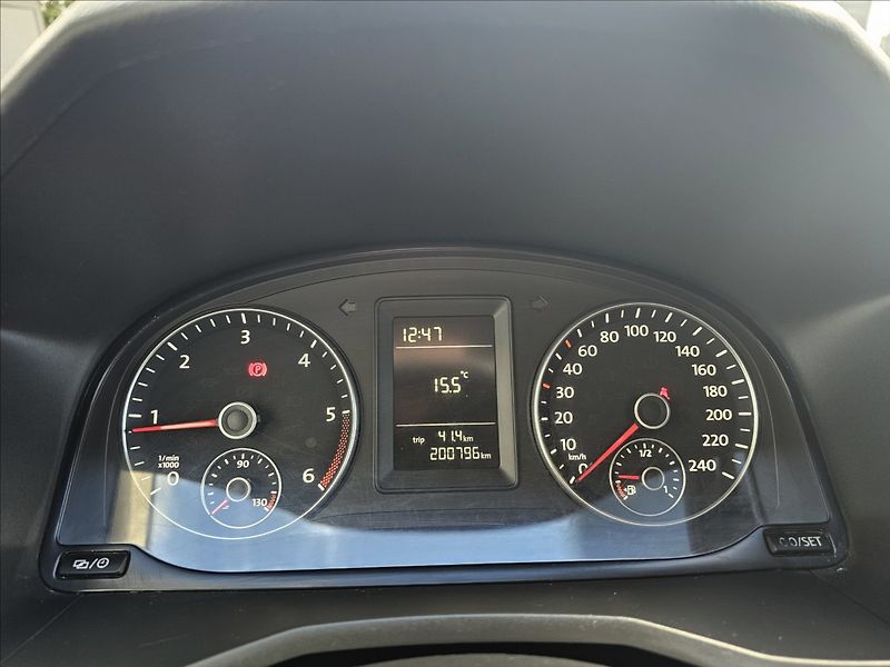 Volkswagen Caddy 2,0 TDi 75KW TREND TZ STK DPH - fotka 15 z 46