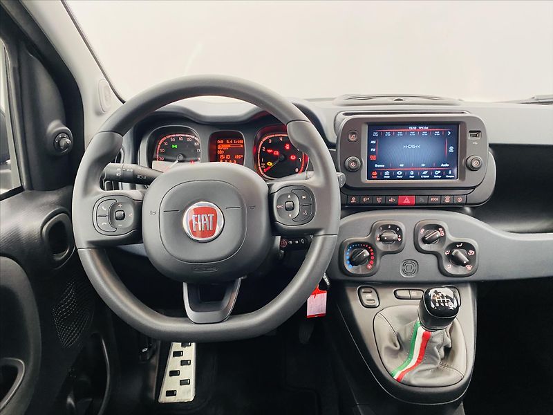 Fiat Panda 1,0 Hybrid - fotka 10 z 23