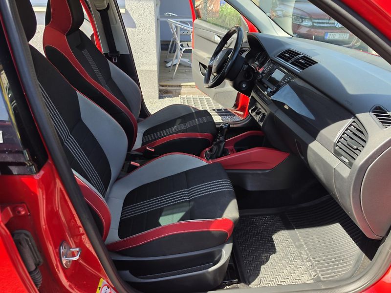 Škoda Fabia 1.2 TSI Monte Carlo Panorama  - fotka 11 z 15