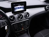 Mercedes-Benz CLA 2,0 250 155kW 4Matic Xenon - náhled 25