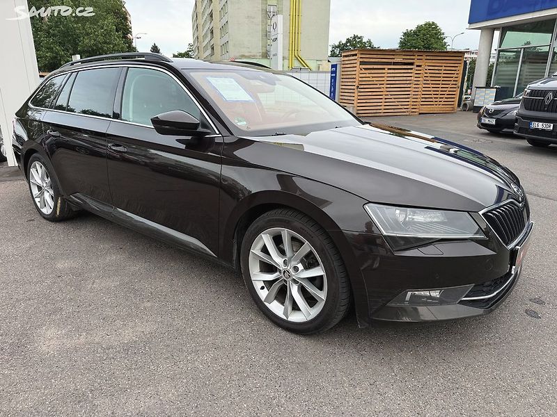 Škoda Superb 2.0 TDI 110kW - fotka 4 z 35