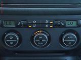 Volkswagen Golf Plus (2007) 1.4i, AC, výhřev sed - náhled 14