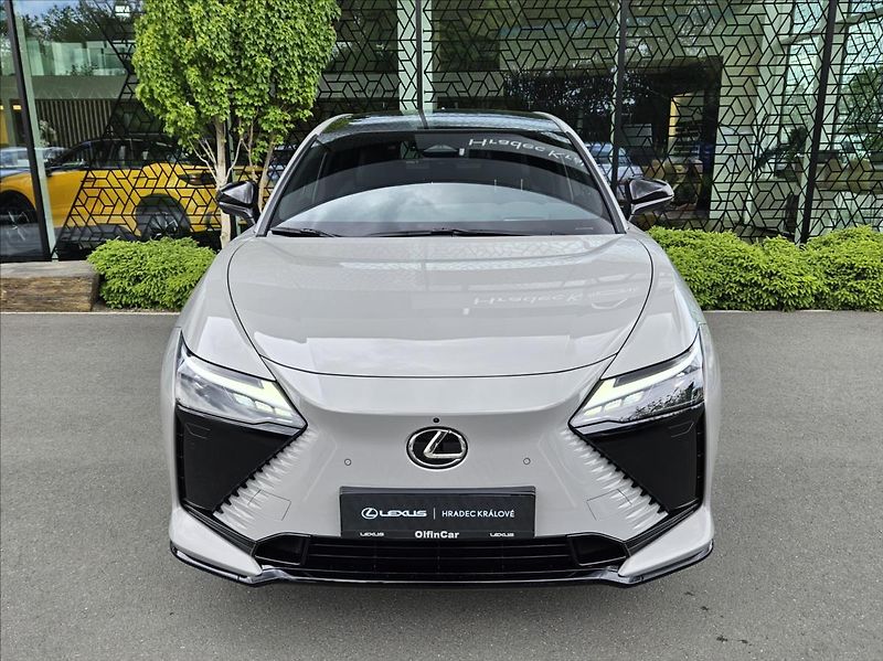 Lexus RZ550e 0,0 F SPORT Luxury - fotka 3 z 16