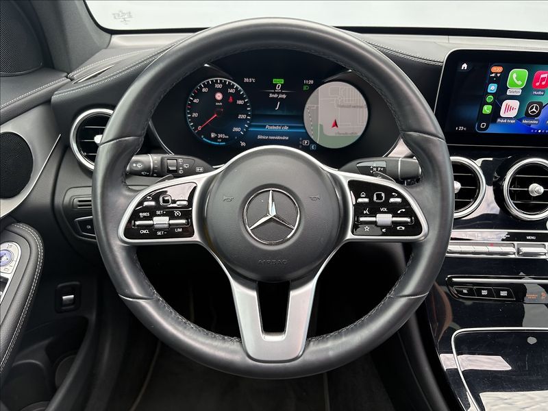 Mercedes-Benz GLC 200 145 KW 4MATIC CZ 1 DPH - fotka 14 z 37