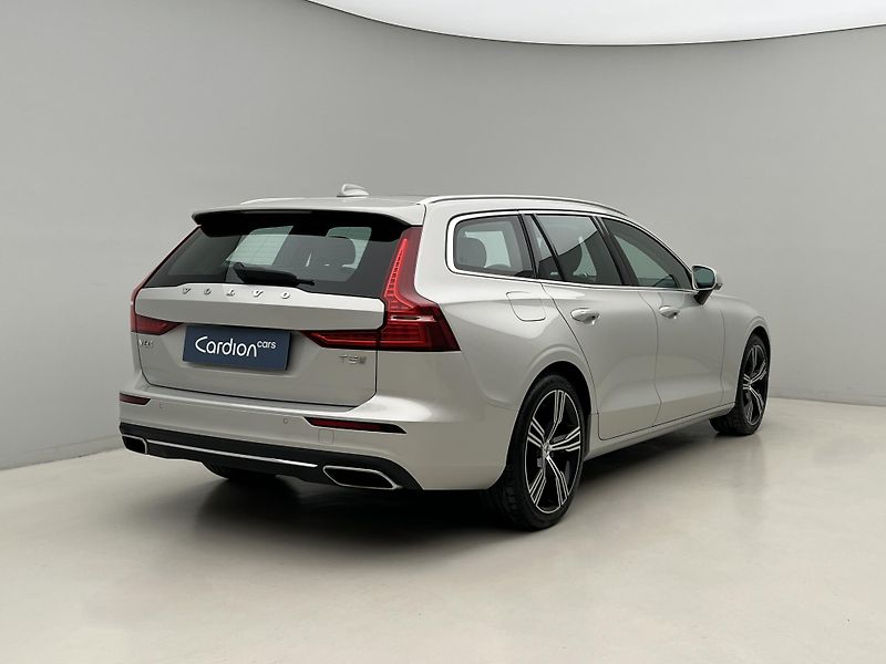 Volvo V60 T5 INSCRIPTION AUT - fotka 12 z 46