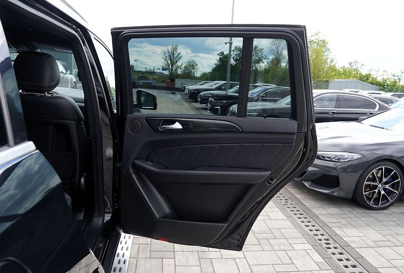 Mercedes-Benz GL 350d/4Matic/AMG/ČR/DPH - fotka 25 z 47