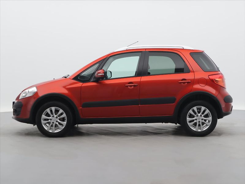 Suzuki SX4 1,6 VVT 88kW Navi 4x4 CZ - fotka 4 z 32