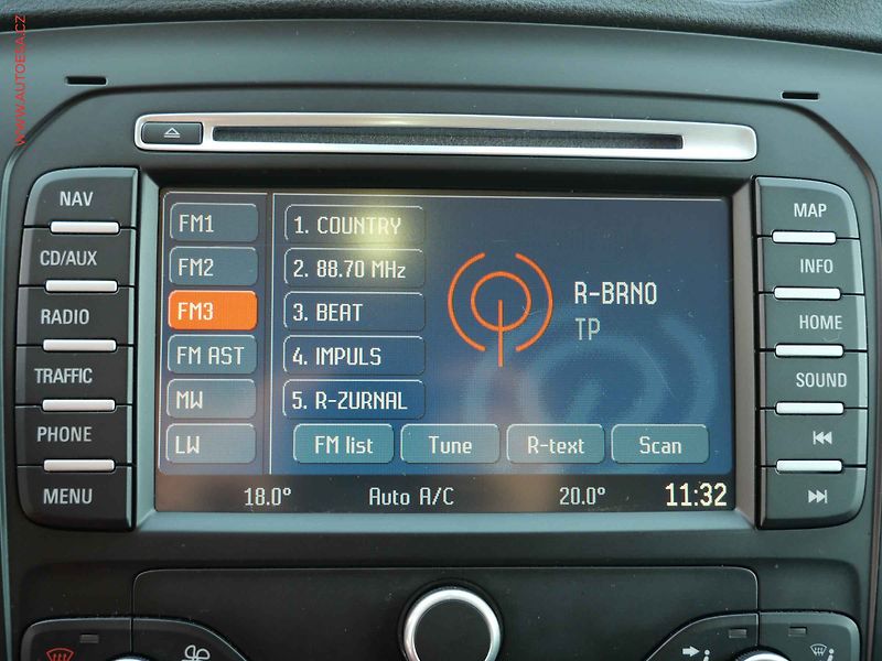 Ford Mondeo (2010) 2.0 TDCI, AT, navi, xenon - fotka 18 z 21