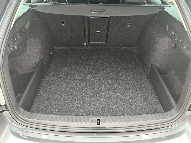 Škoda Octavia 2.0 TDI Top selection - fotka 26 z 28