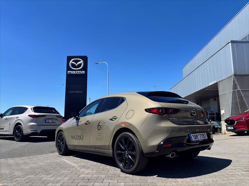 Mazda 3 2,5   2025 2,5l G140 AT Homura - fotka 3 z 6