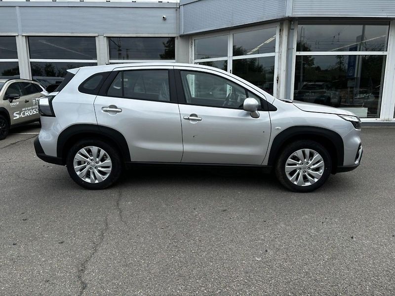Suzuki S-Cross Comfort - fotka 8 z 10