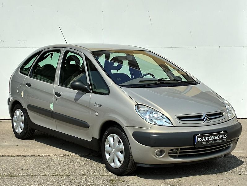 Citroën Xsara Picasso 1.6 i 100k - fotka 6 z 19