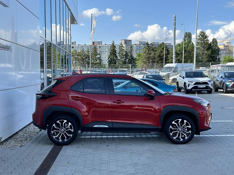 Toyota Yaris Cross (2025) STYLE 1,5 HEV 130k AT - fotka 13 z 14