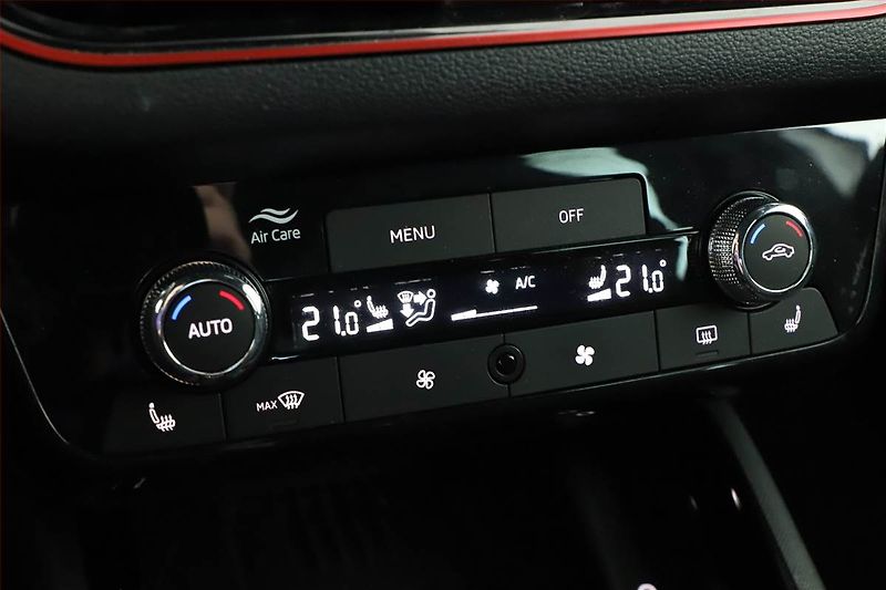 Škoda Kamiq (2024) 1.0 TSI, Drive, Full LED - fotka 13 z 14