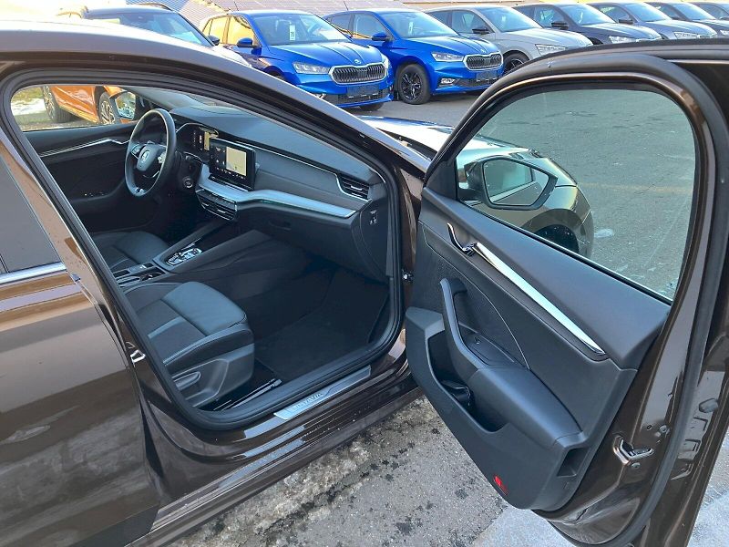 Škoda Octavia (2023) Style 2,0 TDI 110 kW  7 Automa - fotka 13 z 32
