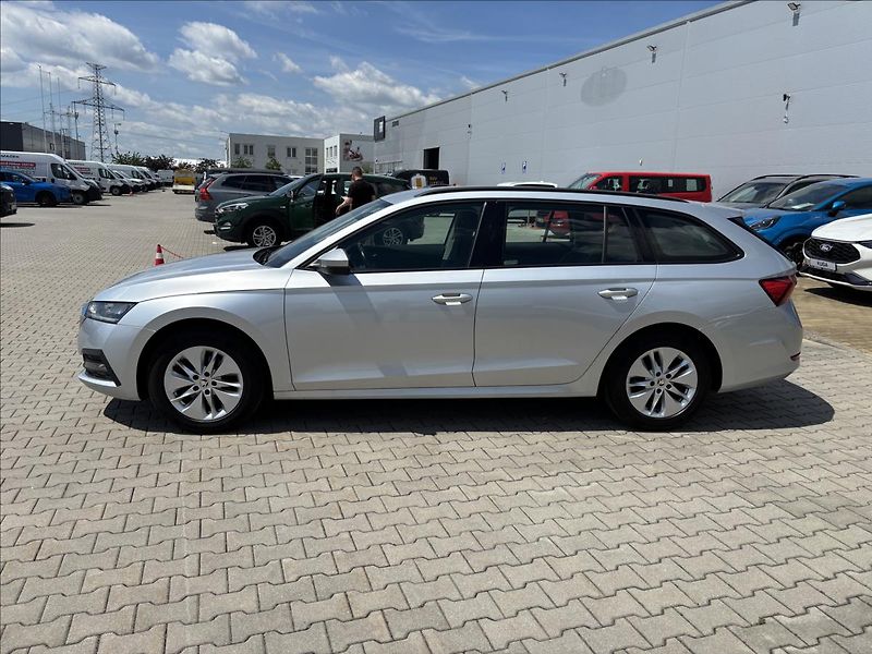 Škoda Octavia 2,0 TDI 85kW Ambition - fotka 2 z 38