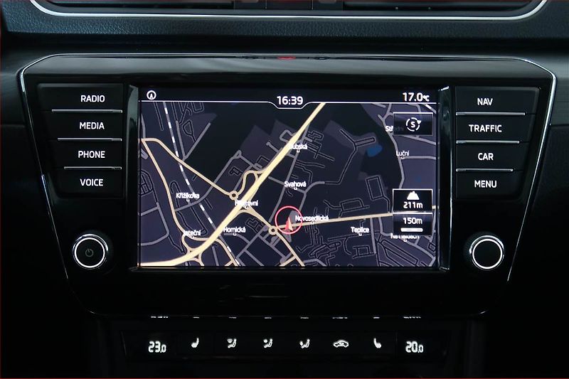 Škoda Superb (2017) Style 2.0 TDI, Automat - fotka 20 z 20